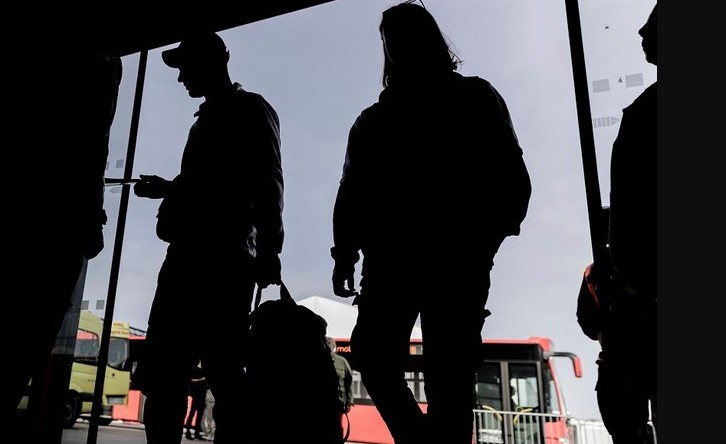 В Єврокомісії відповіли, чи відбиратимуть тимчасовий захист в українців мобілізаційного віку В Єврокомісії відповіли, чи відбиратимуть тимчасовий захист в українців мобілізаційного віку